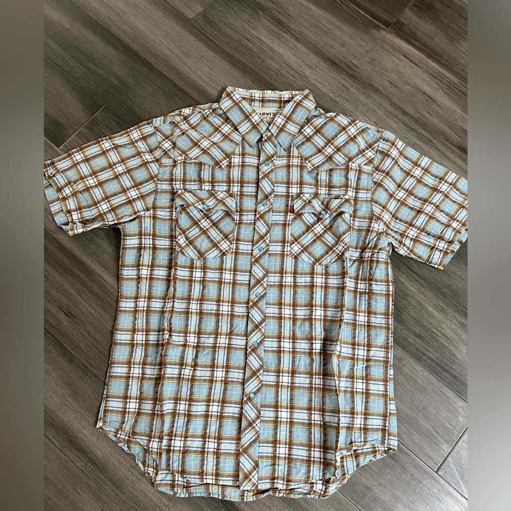 Levi short plaid size 11…